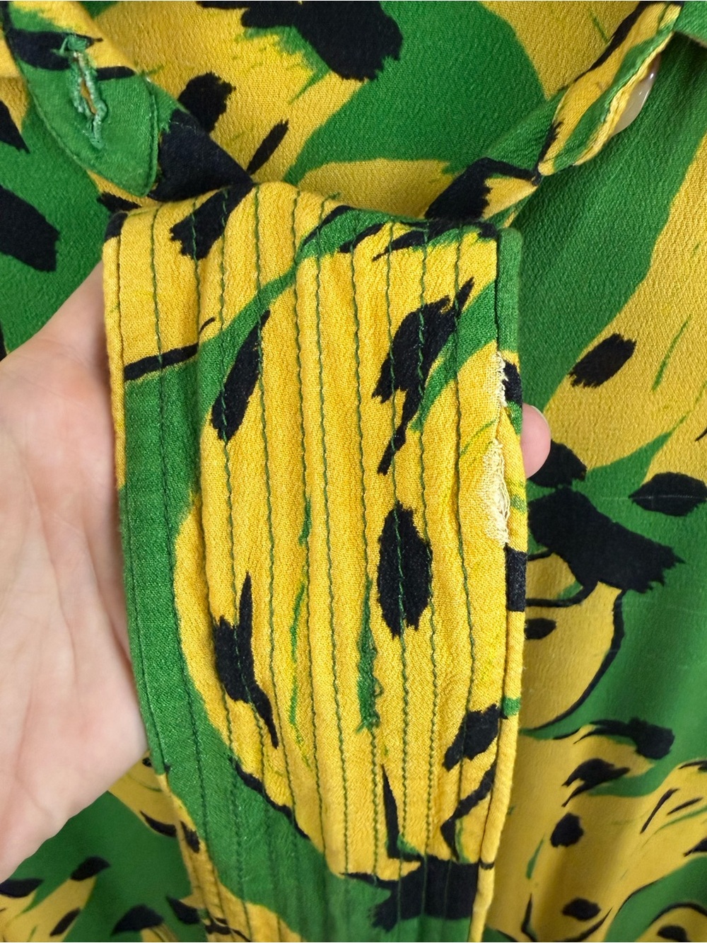 Farm Rio Bossa Banana Jumpsuit Size M Novelty Print Green Tropical Vacation RARE - Picture 14 of 16